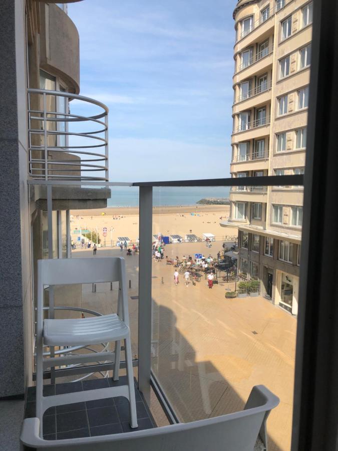 Modern Apartment At 2 Steps From Beach Ostende Kültér fotó
